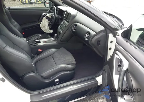 2010 Nissan Gt-R Premium из США, поврежденный, VIN JN1AR5EF7AM230040